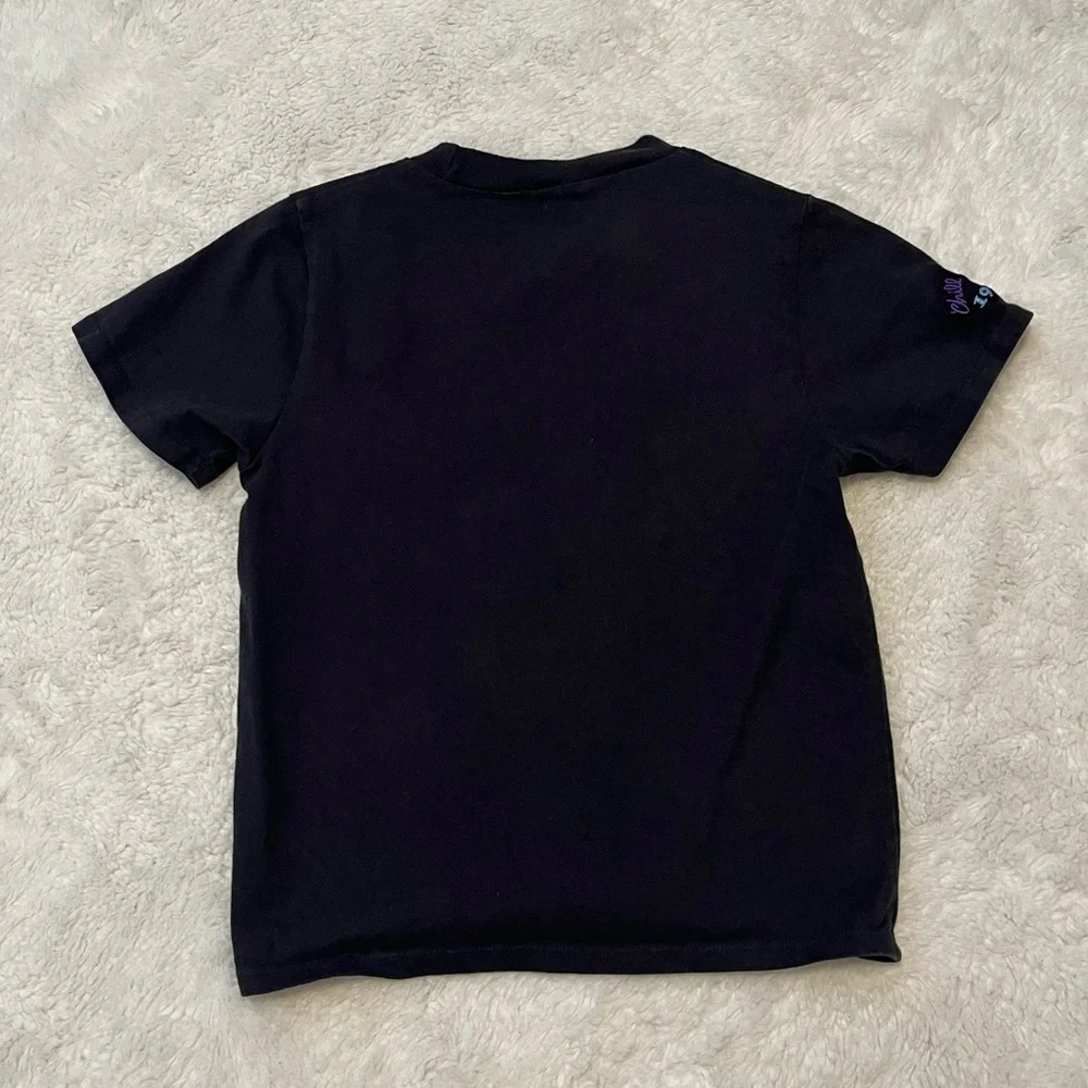 Thick cotton "Chill Since" Brandy Graphic Tee - Picture 4 of 7